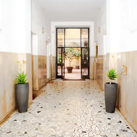 Апартаменты Magikrooms Kandy Рим